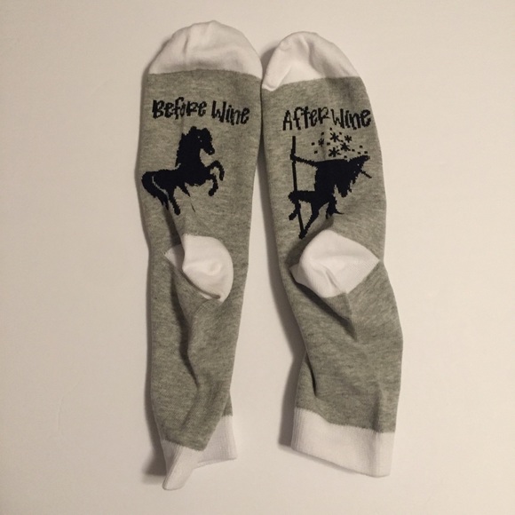 !!LAST PAIR!! Before Wine / After Wine Horse Socks - Picture 3 of 8